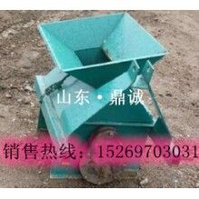 鼎誠(chéng)廠家推出經(jīng)濟(jì)實(shí)用小型農(nóng)用粉土機(jī)皮帶傳動(dòng)粉土機(jī)現(xiàn)貨